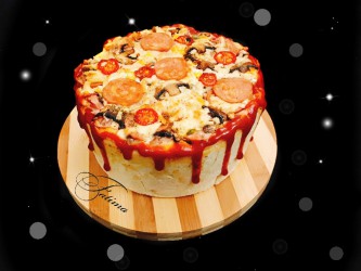 1609598067-h-250-کیک پیتزا مخصوص.jpg